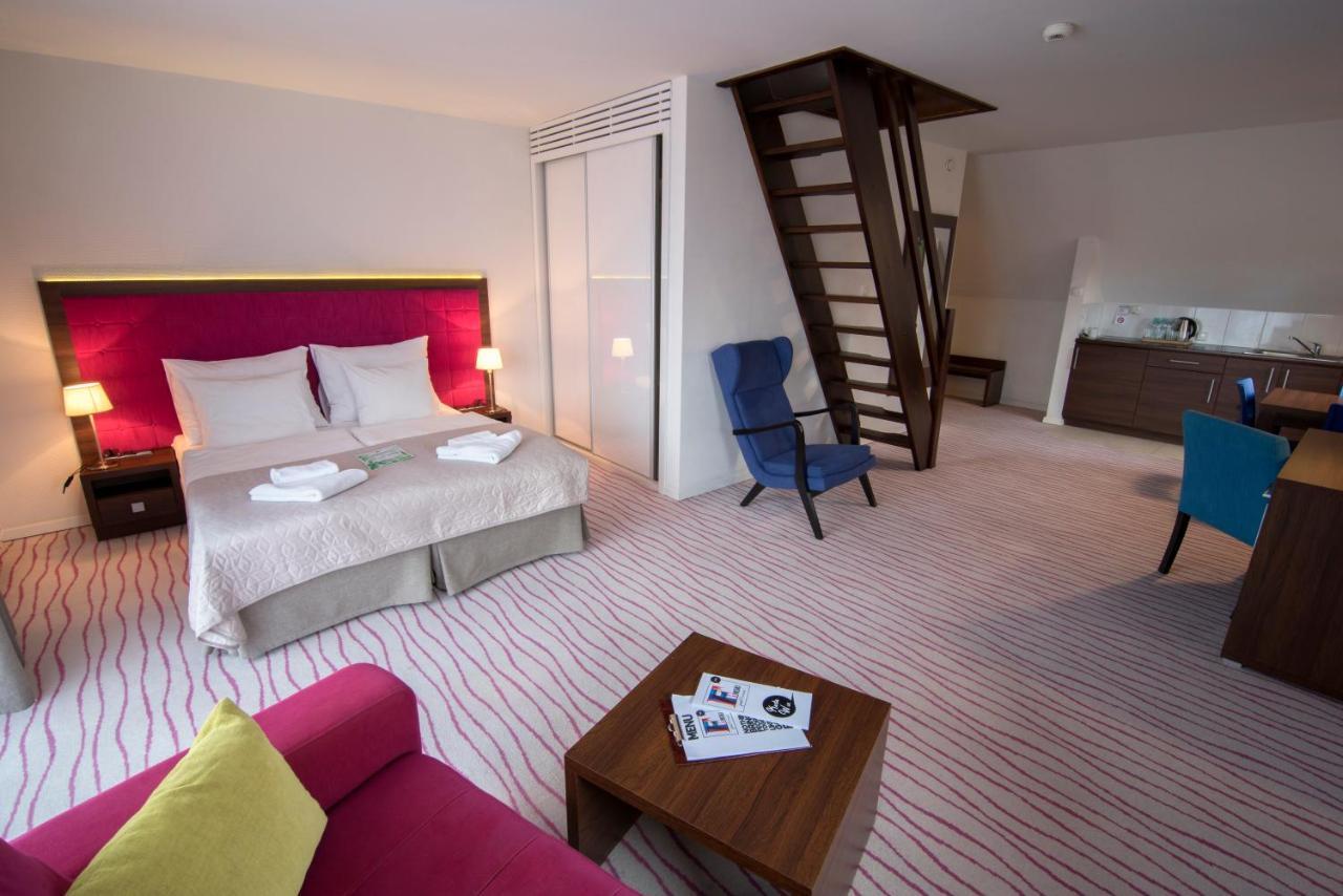 Aparthotel Flinski Sport&SPA Świeradów-Zdrój Exteriör bild